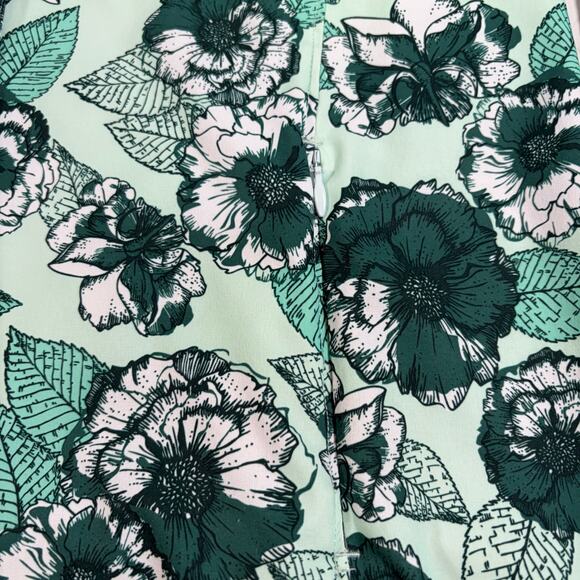 Duluth trading womens sidewinder long sleeve green floral button up.  Size S - Picture 4 of 6